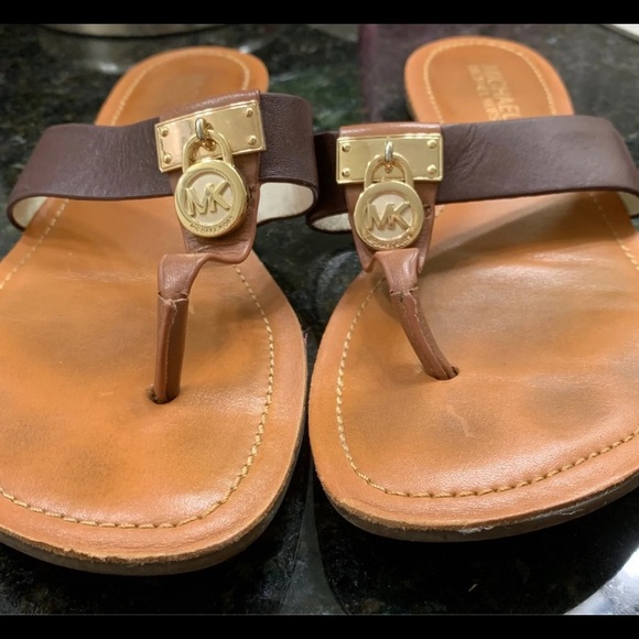 COPY - Leather Michael Kors Flip Flops - Picture 4 of 6